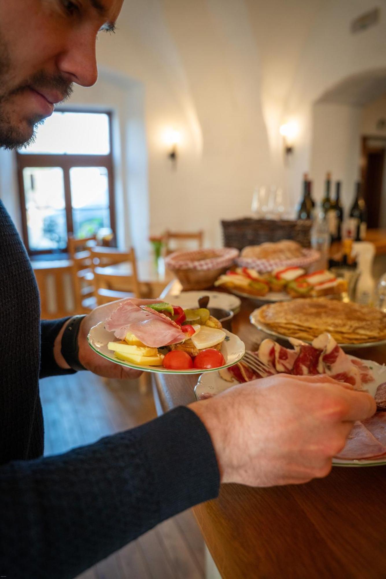 Hotel Horni Dvur Nove Mesto na Morave Buitenkant foto